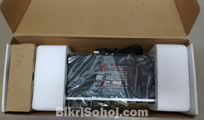 Behringer U-phoria Umc404hd 4 in Out Sound Card